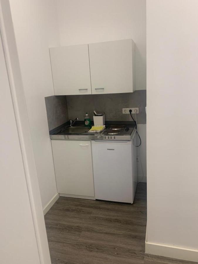 Godorfer Burg Monteuer Zimmer Wesseling Exteriör bild